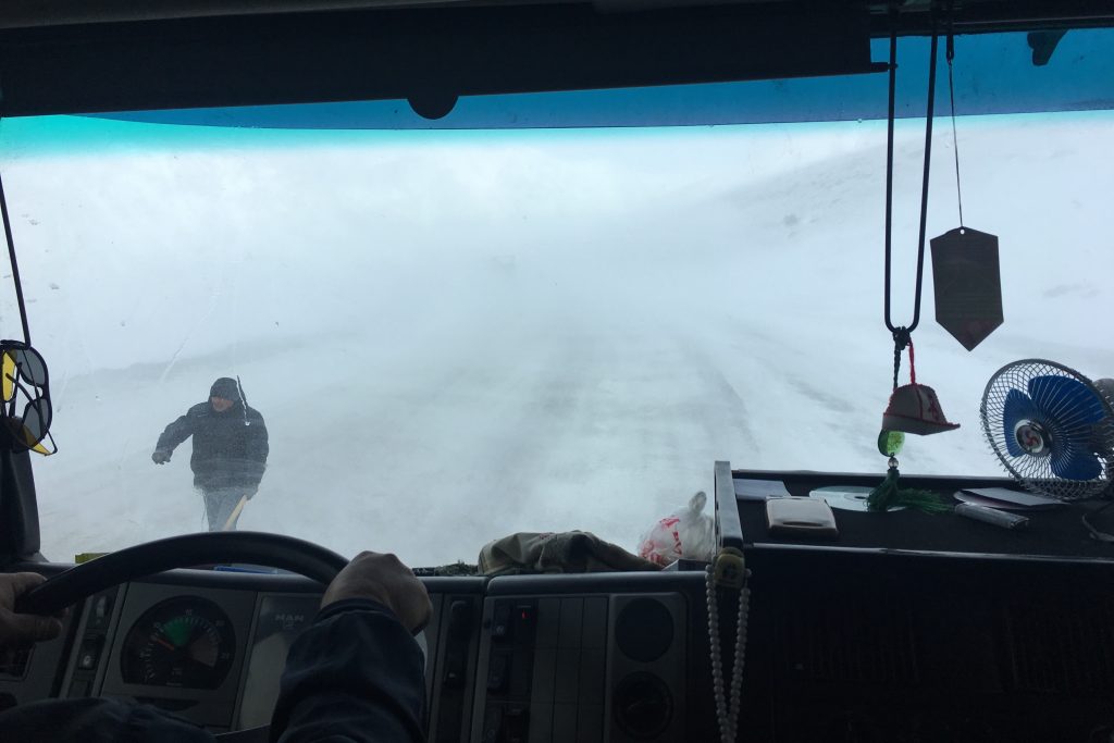Snow-storm-on-a-mountain-pass-in-kyrgyzstan
