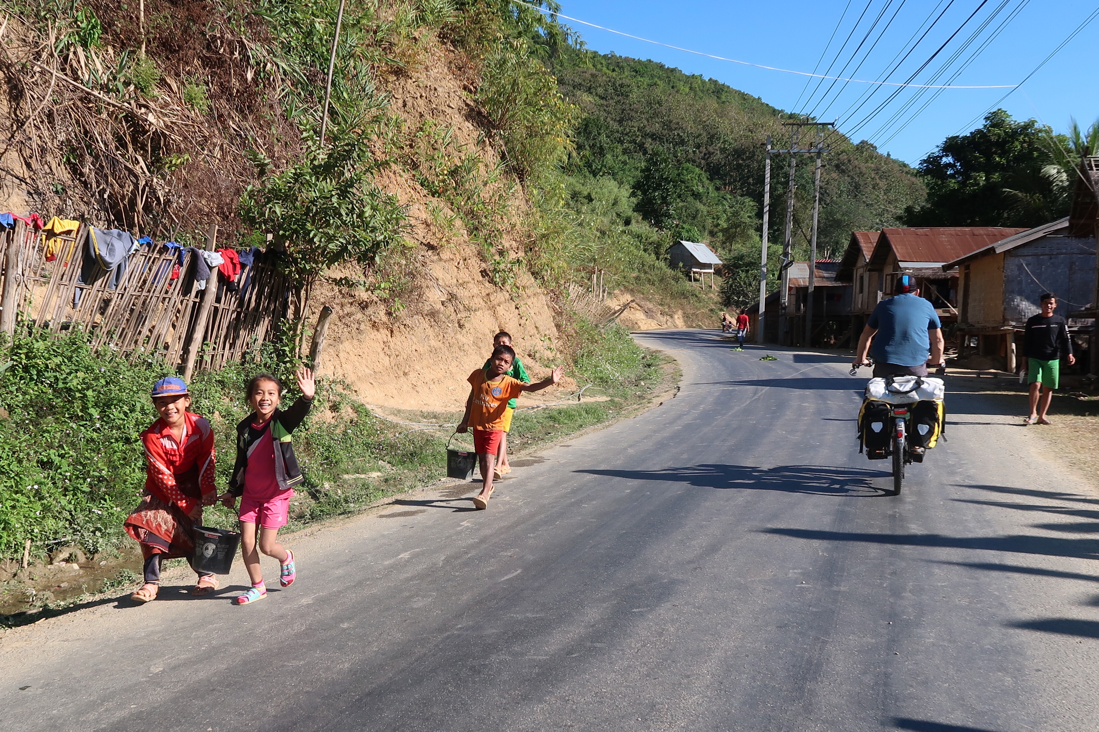 Cycling-rural-laos